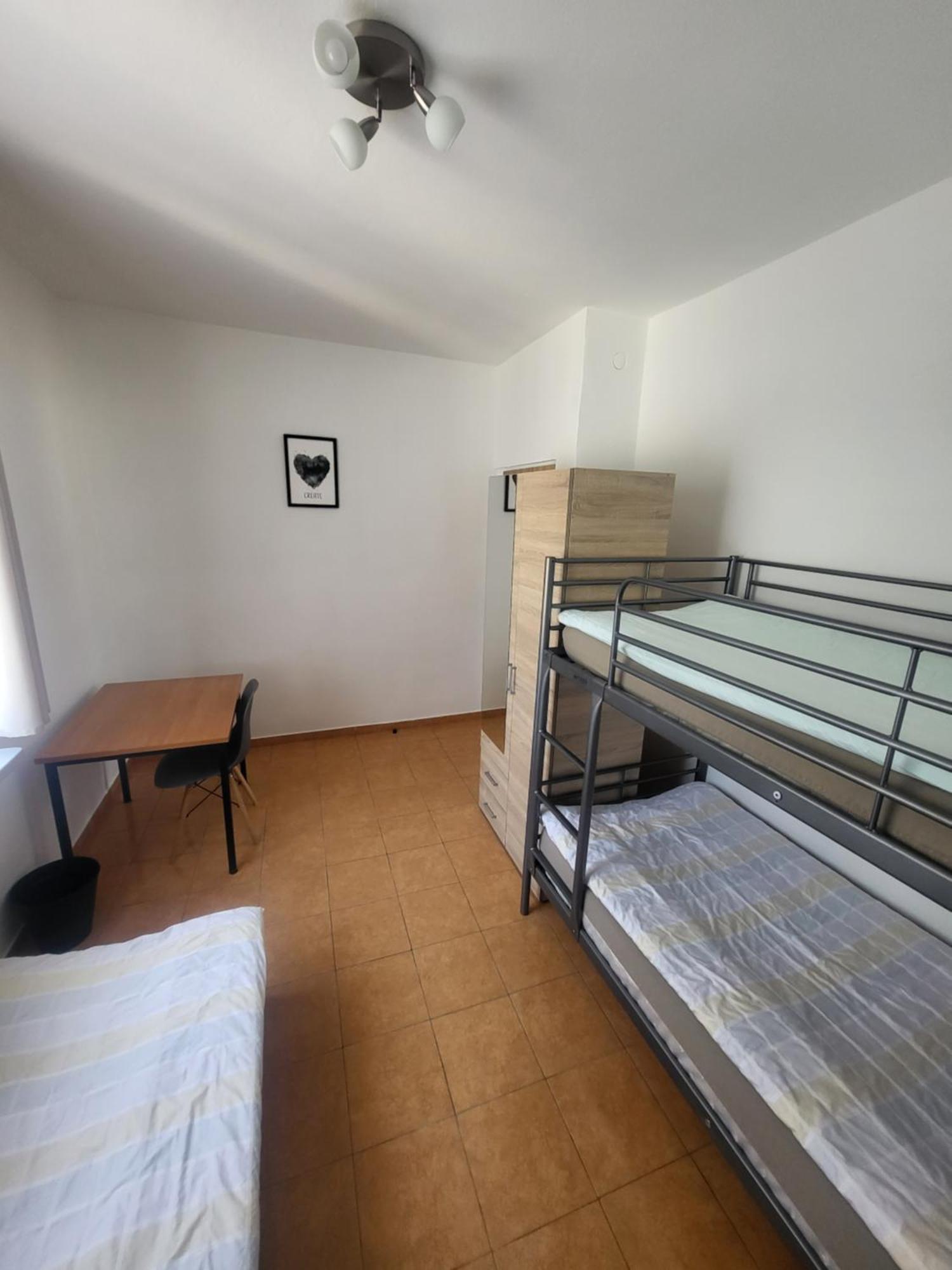Rooms4Rest Popularna - Private Rooms For Tourists - Atr Consulting Sp, Z O,O, วอร์ซอ ภายนอก รูปภาพ