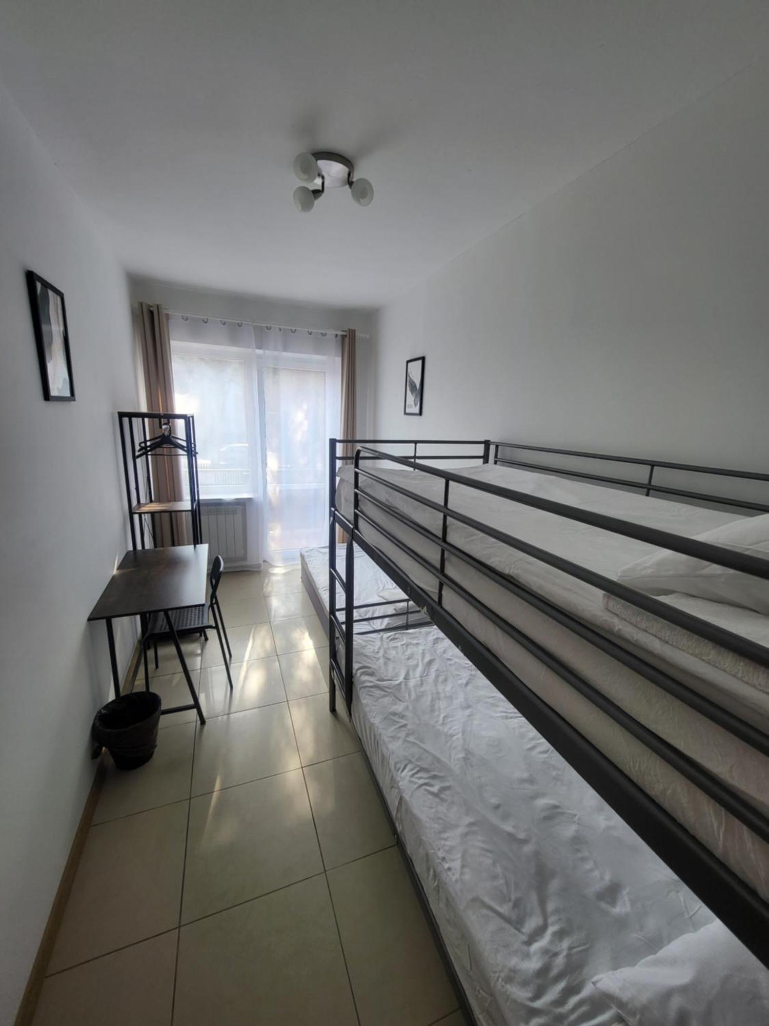 Rooms4Rest Popularna - Private Rooms For Tourists - Atr Consulting Sp, Z O,O, วอร์ซอ ภายนอก รูปภาพ