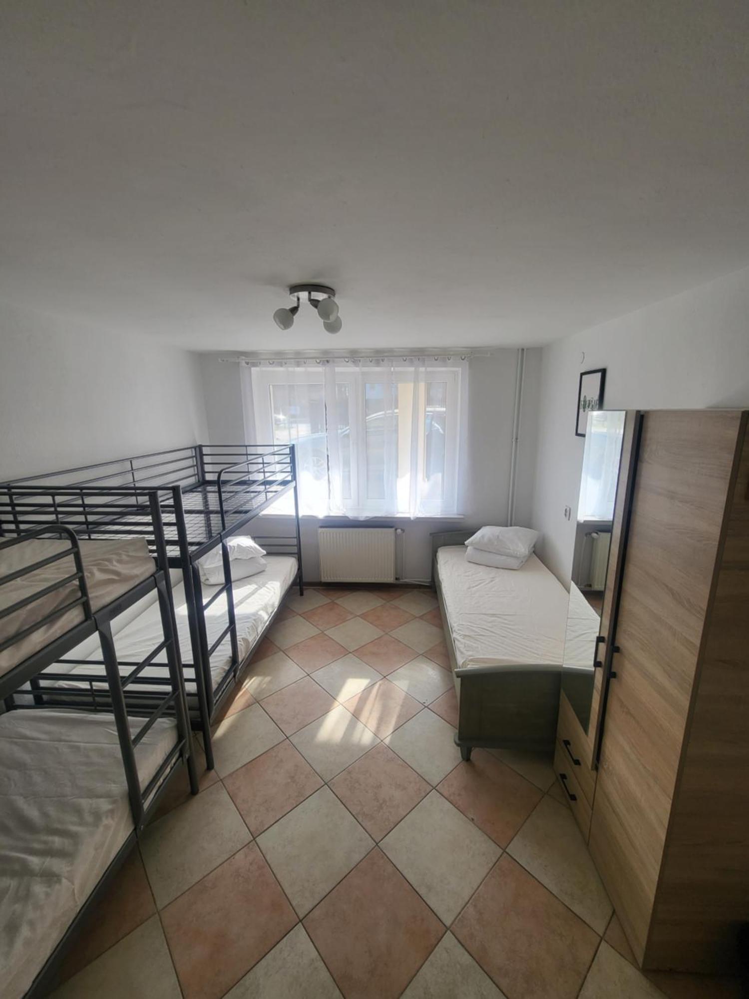 Rooms4Rest Popularna - Private Rooms For Tourists - Atr Consulting Sp, Z O,O, วอร์ซอ ภายนอก รูปภาพ