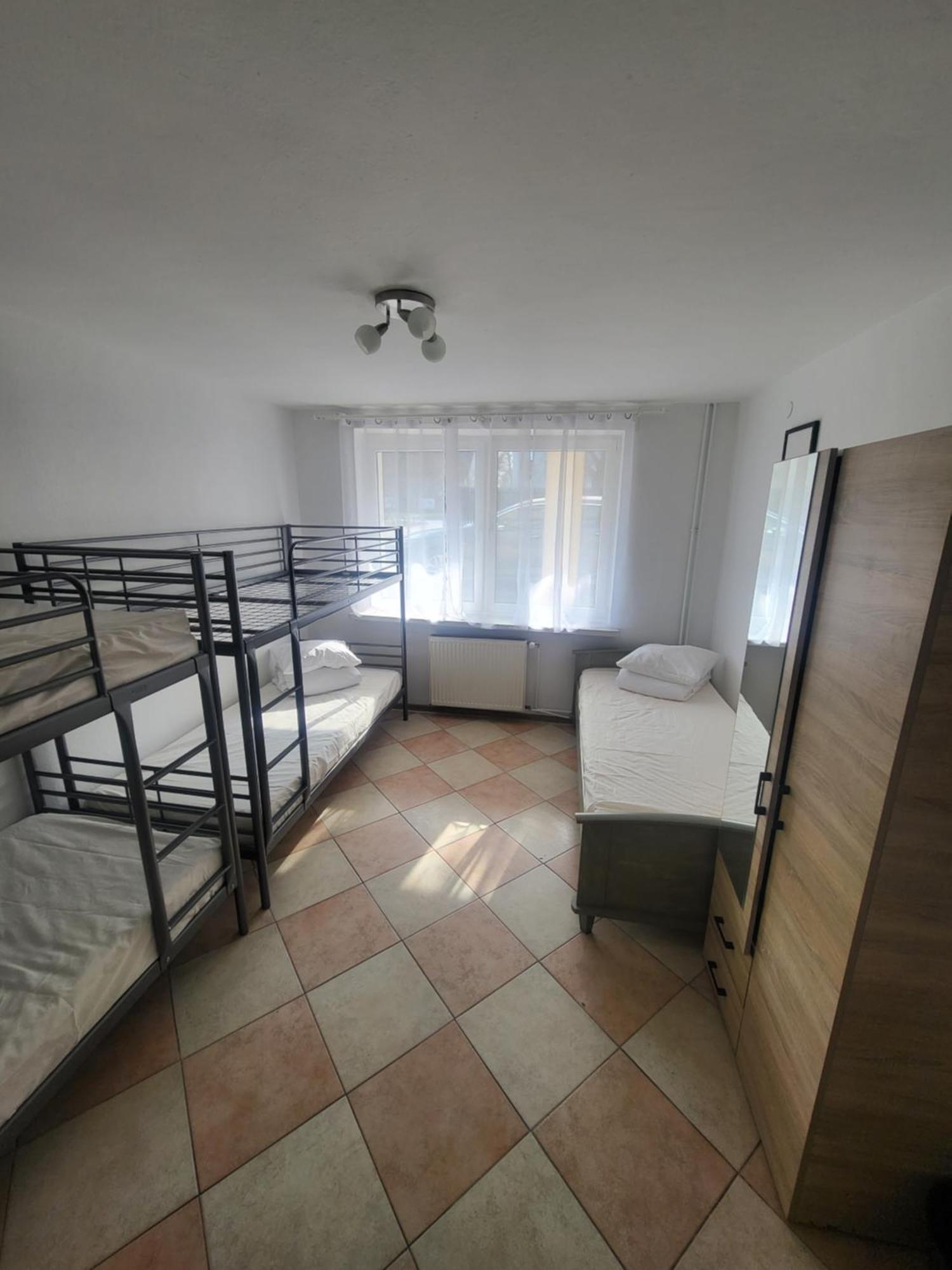 Rooms4Rest Popularna - Private Rooms For Tourists - Atr Consulting Sp, Z O,O, วอร์ซอ ภายนอก รูปภาพ