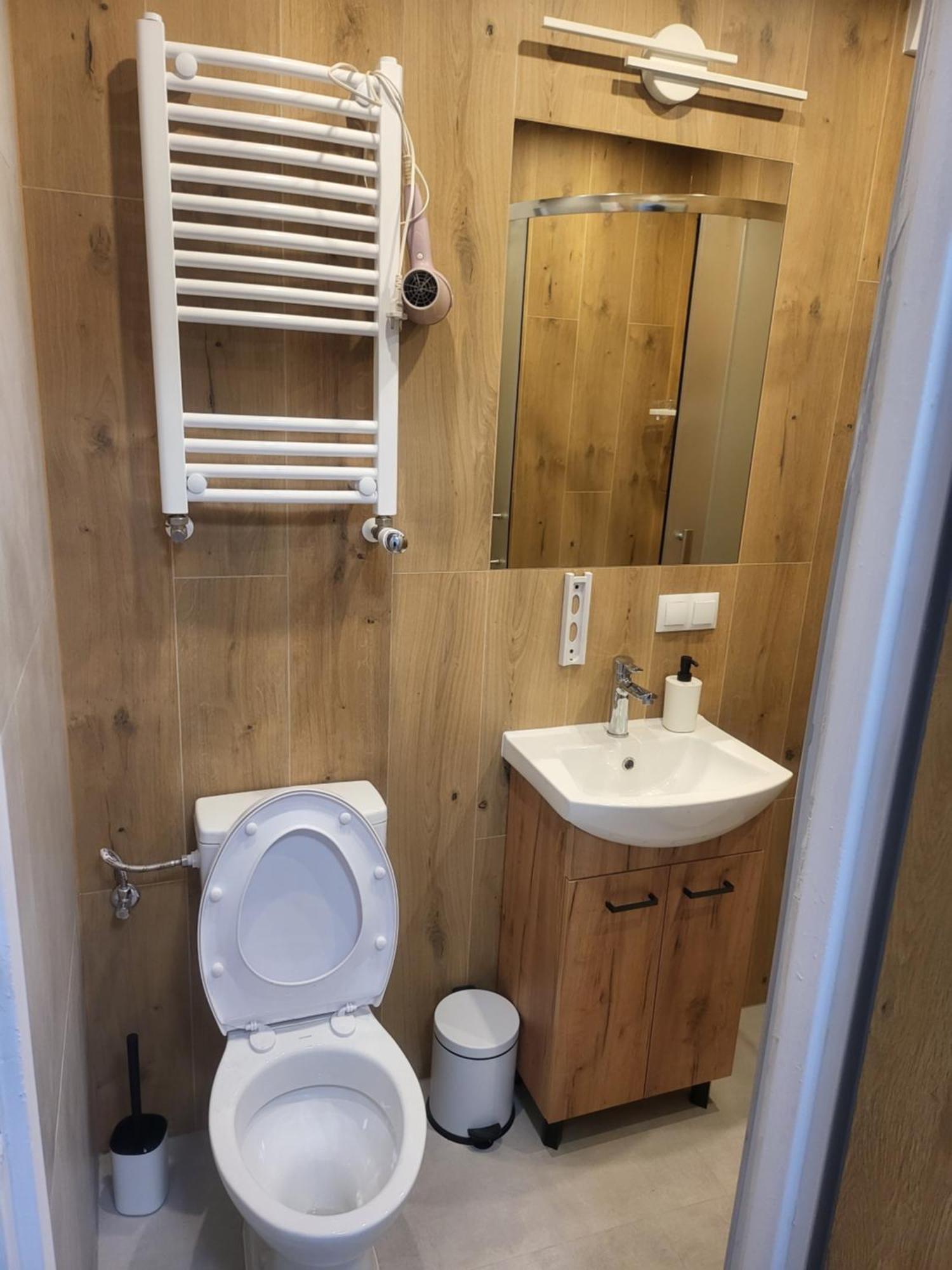 Rooms4Rest Popularna - Private Rooms For Tourists - Atr Consulting Sp, Z O,O, วอร์ซอ ภายนอก รูปภาพ