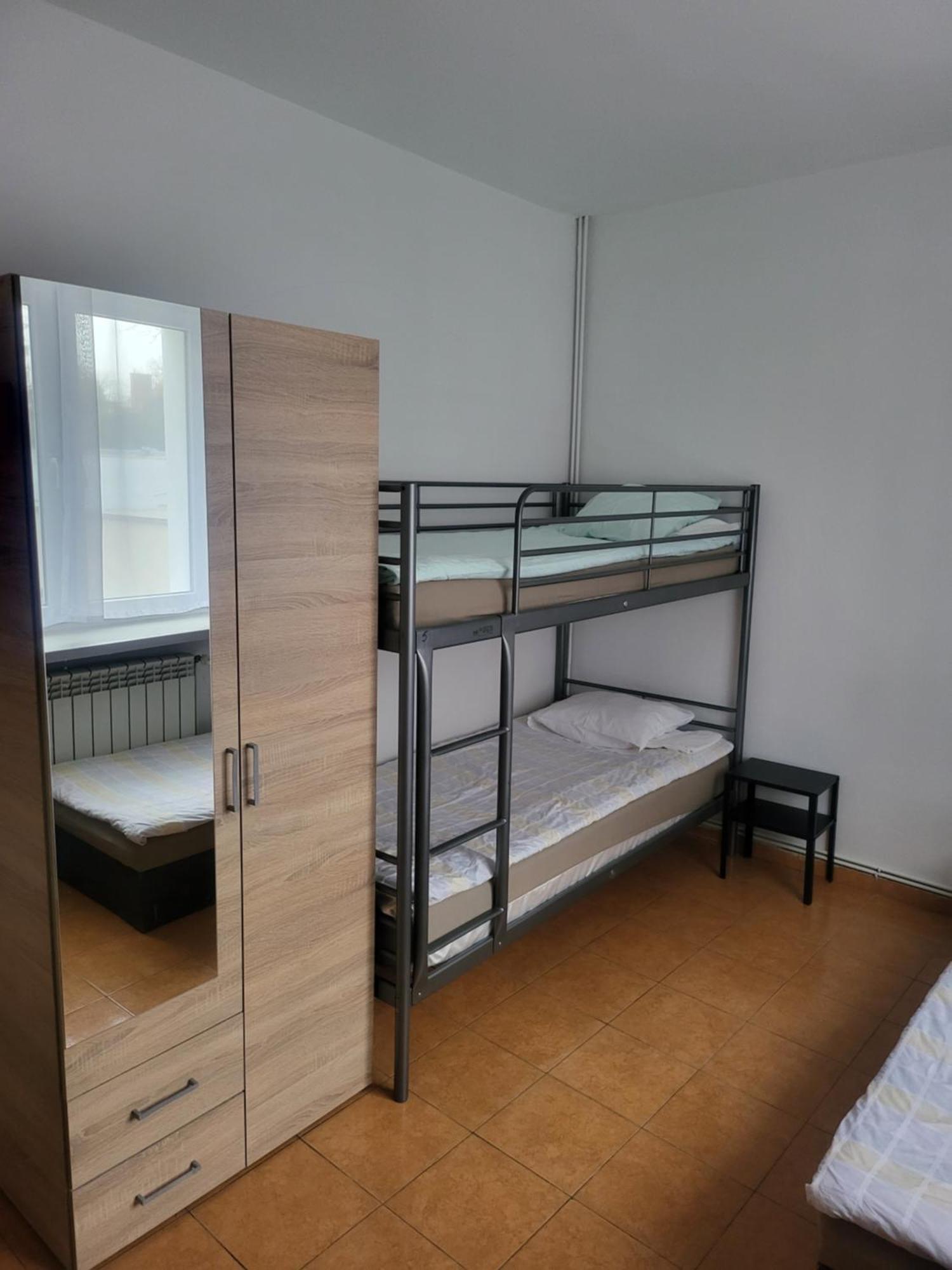 Rooms4Rest Popularna - Private Rooms For Tourists - Atr Consulting Sp, Z O,O, วอร์ซอ ภายนอก รูปภาพ